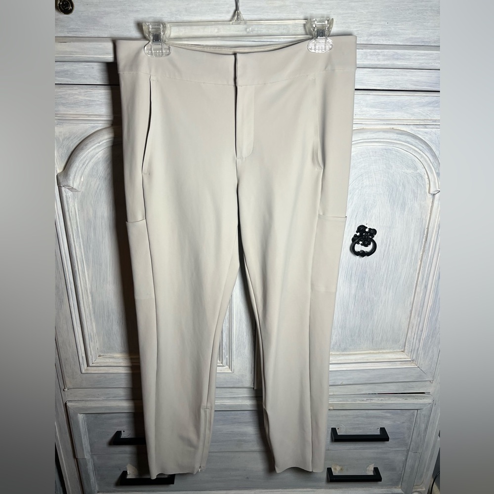 Athleta Stellar Trouser Beige Athleisure Travel Lounge Classic Active - Picture 4 of 10